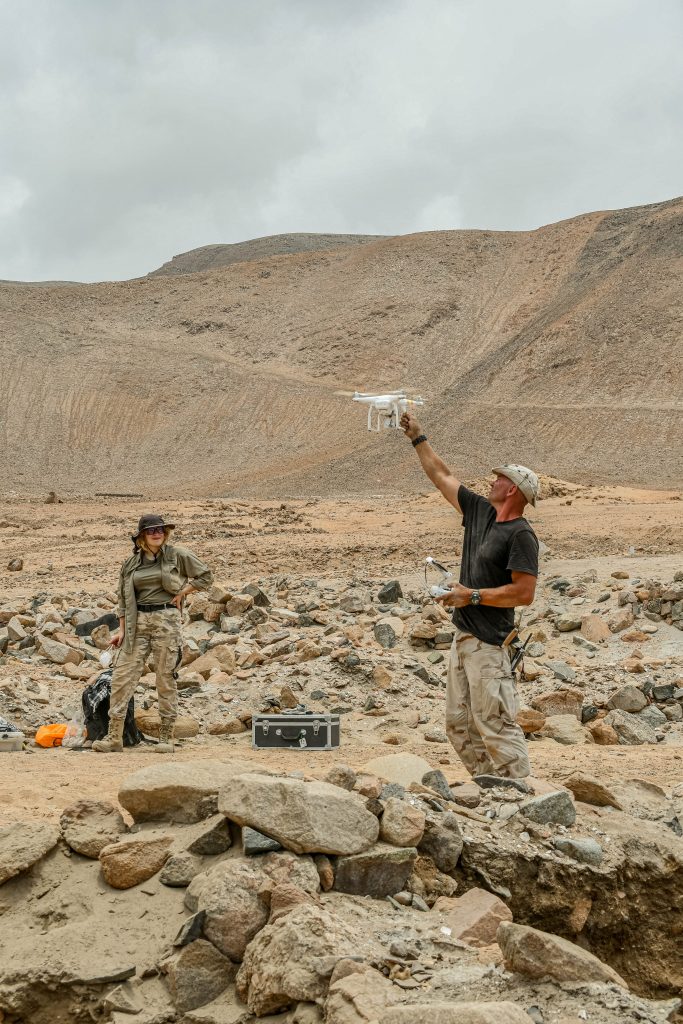 prace wykopaliskowe na stanowisku Puyenca, Peru