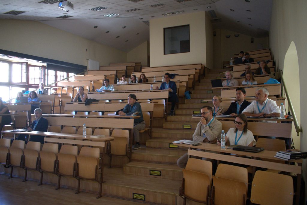 The Latest Results of American Studies, V. International Symposium