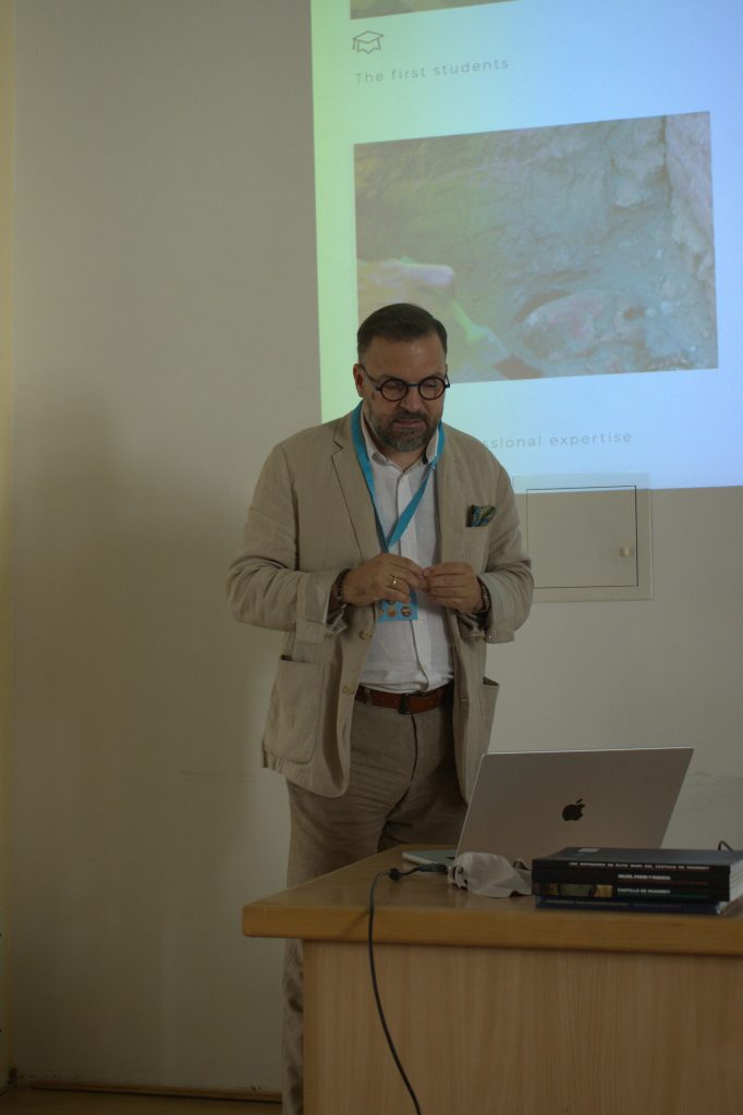 The Latest Results of American Studies, V. International Symposium