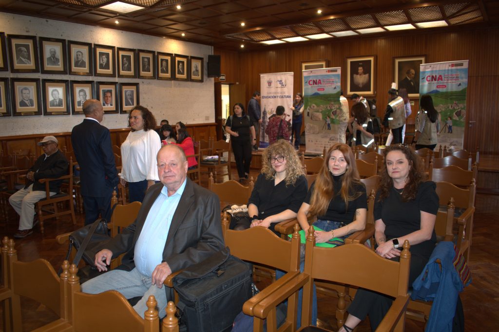 Członkowie Misji Archeologicznej Uniwersytetu Wrocławskiego w Peru uczestniczący w inauguracji XII Narodowego Kongresu Archeologii Peruwiańskiej